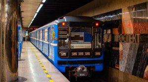 Запись новогоднего информатора на прибытие на станцию "Проспект Космонавтов" 2024 год | Метро ЕКБ