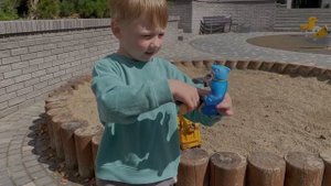 ДЕТИ не поделили байк / Видео для детей / квадроцикл детский