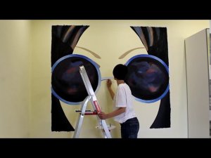 Роспись стены  за 1 минуту. Краска Azalea - нейтрализует формальдегид в воздухе.