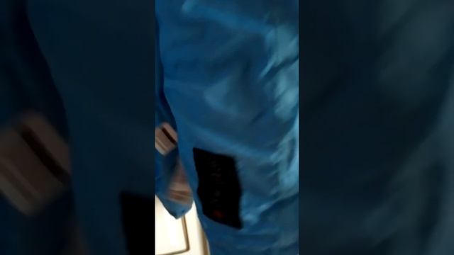 Пуховик. Куртка.Levi's. Вьетнам. размер L/G смотреть онлайн