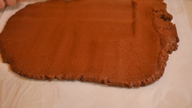 СВОРАЧИВАЕМ И НАРЕЗАЕМ! Песочное печенье с какао | B&W Shortbread Cookies смотреть онлайн