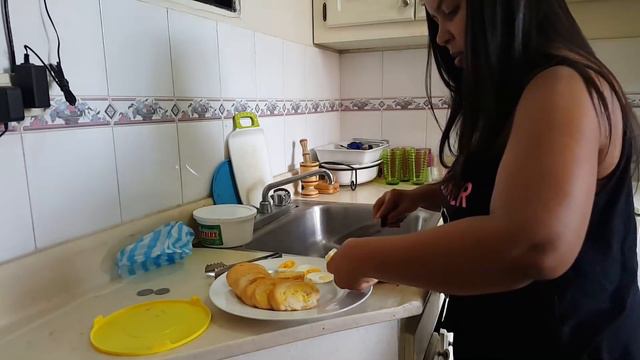 COMIENDO CON 1 DOLLAR POR UN DÍA EN REPÚBLICA DOMINICANA ♥ KeiraPG ♥ смотреть онлайн