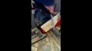 как я подгонял и закреплял на движок шкив у которого посадочное место больше в диаметре на 2 мм