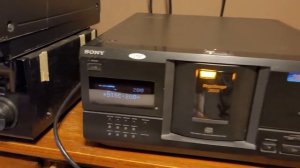 Sony CDP-CX235 Mega Storage 200 Disc CD Player Changer WORKING TEST