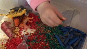 Сенсорные коробки для детей. Зачем нужны? Как сделать? #DIY