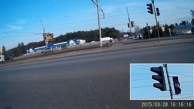 Проезд на красный свет. [Курск. Соловьиная роща.] смотреть онлайн