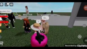 Притворяюсь в роблокс - ( roblox.queen ) Игра - Раг дол