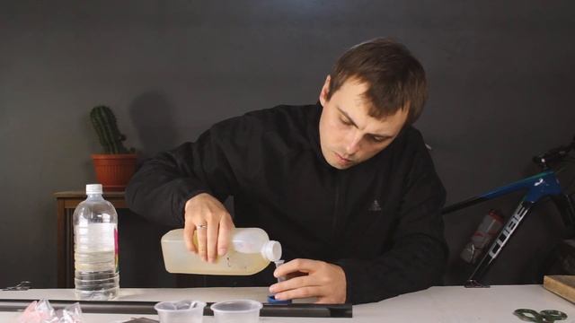 КЛЕИМ КАРБОН В ГАРАЖЕ | 30 МИНУТ И ГОТОВО смотреть онлайн