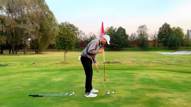 Патинг / Обучение гольфу / 1-ый выпуск смотреть онлайн