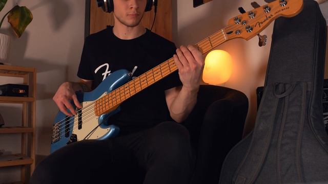 Quick Jam session on Fender Jazz Bass Player Plus смотреть онлайн