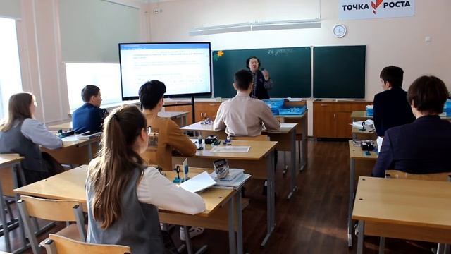 Физика. Определение оптической силы собирающей линзы и ее фокусного расстояния. смотреть онлайн