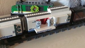 ЛЕГО САМОДЕЛКА «ПОЕЗД ДЕДА МОРОЗА» (7/7)