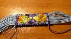 Процесс плетения фенечки №11