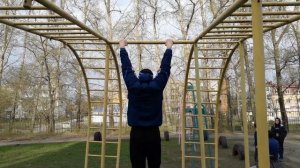 Подтягивания на турнике (в 40 лет!) Уличные тренировки.