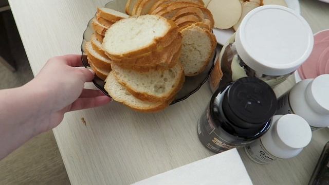 НАС ТРАВЯТ / Хочу быть домохозяйкой, мамой и женой / Vika Siberia LifeVlog смотреть онлайн