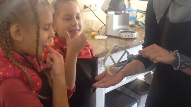 Дети готовят "Чизкейк и Тирамису" смотреть онлайн