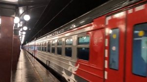 Электропоезд ЭД4М-0434 «РЭКС» на станции Москва-Каланчевская (МЦД-4)