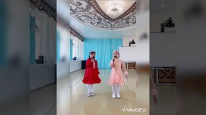 Дует Иванова Куннэй и Герасимова Алена, слова и мелодия: В.Ноев «Мин дууьам ыллыыр»