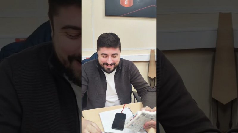 Народная примета: если видете фото работников Адель, значит сегодня четверг) ! #адель