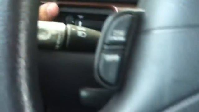 Look at a 1993 Chrysler Concorde смотреть онлайн