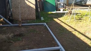 Хоз.постройка из профнастила и проф.трубы. Начало