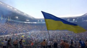 Фанаты Поют Днепр Арена "Воины Света"   YouTube