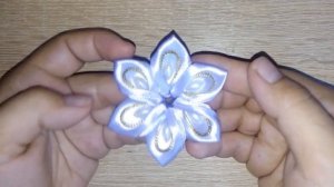 Цветы из лент канзаши. Как сделать цветы из лент. Цветы  из лент