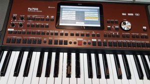 Korg Pa700 - Factory Demo Pop Acoustic Hit