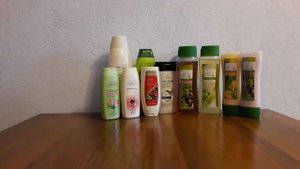 Мои запасы шампуней.