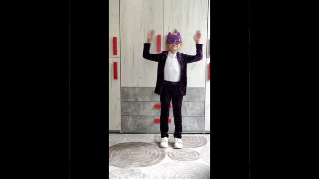 Танец Skibidi под песню Детского хора "Великан" смотреть онлайн