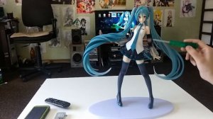 Обзор БОЛЬШОЙ 45см фигурки Hatsune Miku с AliExpress
