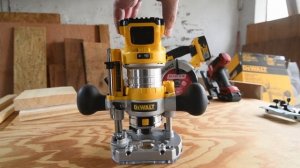 DeWALT DNP612 plunge base