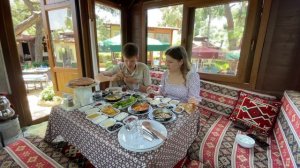 Турецкий завтрак. Варенье из острого перца и грецких орехов. Что турки едят на завтрак