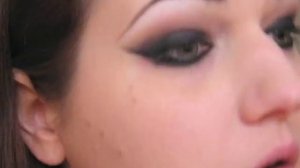 Kim Kardashian Cat Eye Makeup - MAC Cosmetics