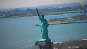 Что находится внутри статуи свободы?