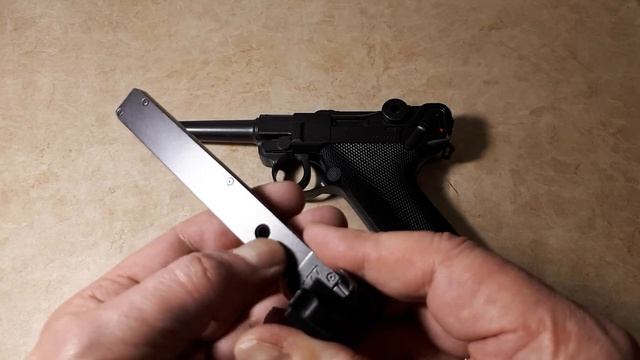 Обзор пневматического пистолета Umarex P08 (Parabellum, Luger) без блоубека (NBB) 4,5 мм BB, отстре смотреть онлайн
