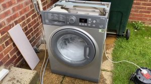 Hotpoint Smart Tech WMFUG742 washing machine || Waterfall Hotpoint!