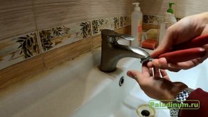 Плохой напор из крана? Чистим кран от мусора