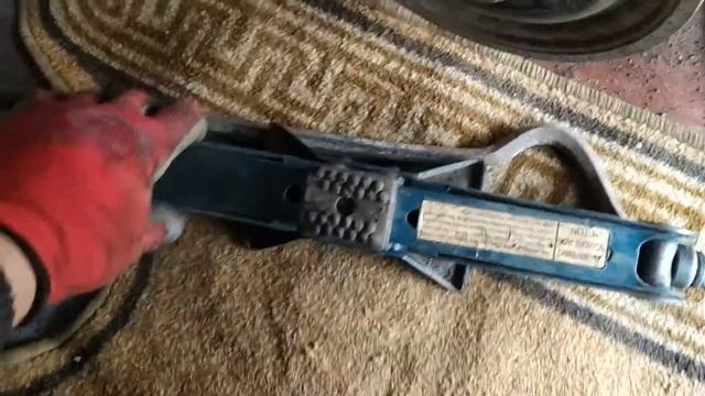 Замена задней пружины на Ланосе смотреть онлайн