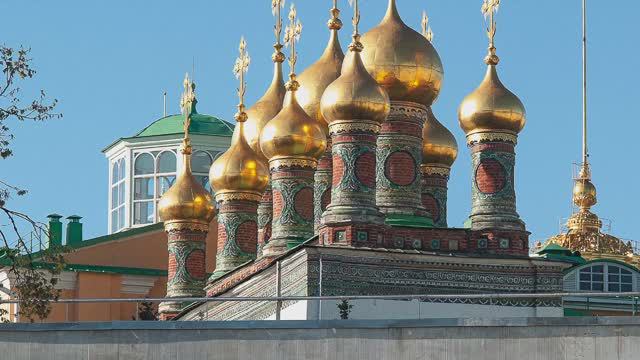 Три картинки про Кийский крест в Кремле