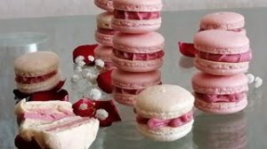 МАКАРОН  на  ШВЕЙЦАРСКОЙ МЕРЕНГЕ.