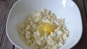 Заливной пирог с творогом