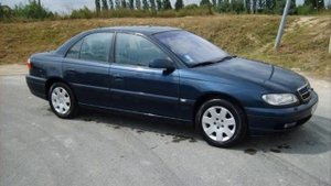 Opel Omega 2.2 Elegance
