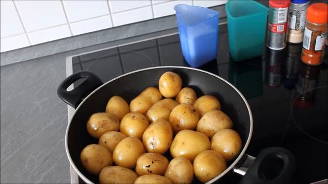Жареная картошка в мундире