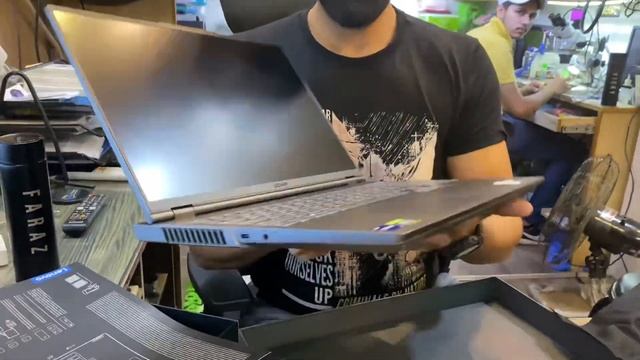 LEGION 7 Lenovo Unboxing and Upgrading Ram to 32GB смотреть онлайн