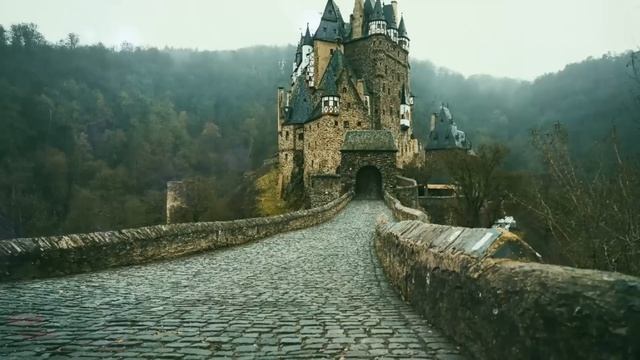 В первую брачную ночь в спальню ворвались зеки. То, что произошло дальше, деревня не забудет никогд смотреть онлайн