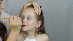 Яркий детский макияж Bright make-up for children