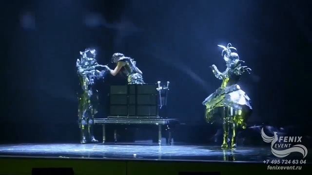 Заказать оригинальное шоу зеркальных иллюзий на праздник и корпоратив - зеркальное шоу в Москве