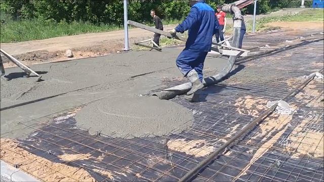 Бетонирование спортивной площадки