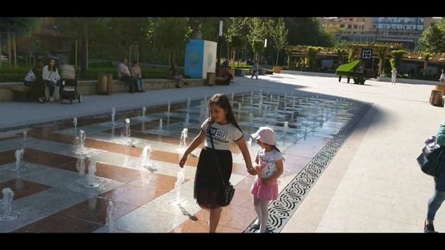 Красота!!! Новый парк на проспекте Маштоца, Ереван. смотреть онлайн